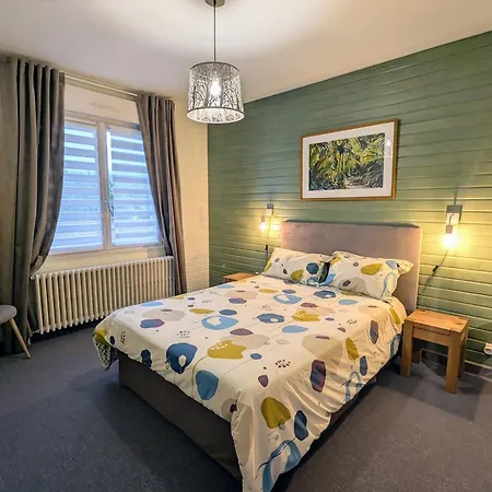 A : Sauna, Terrasse, Proche Et Stations De - Fr-1-589-669 Apartment