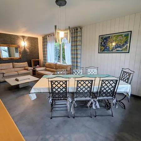 A : Sauna, Terrasse, Proche Et Stations De - Fr-1-589-669 * Gerardmer